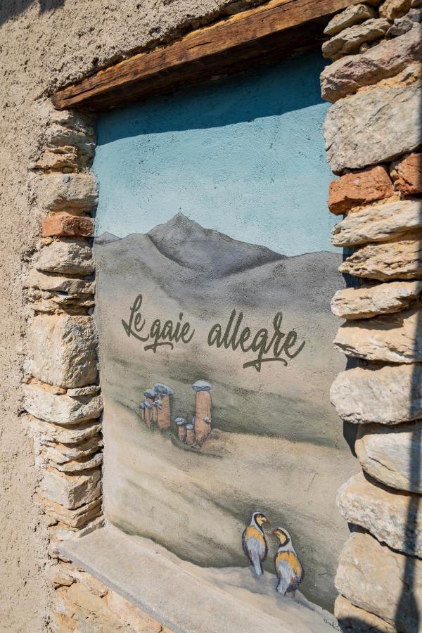 Country House Le Gaie Allegre Villar San Costanzo Dış mekan fotoğraf